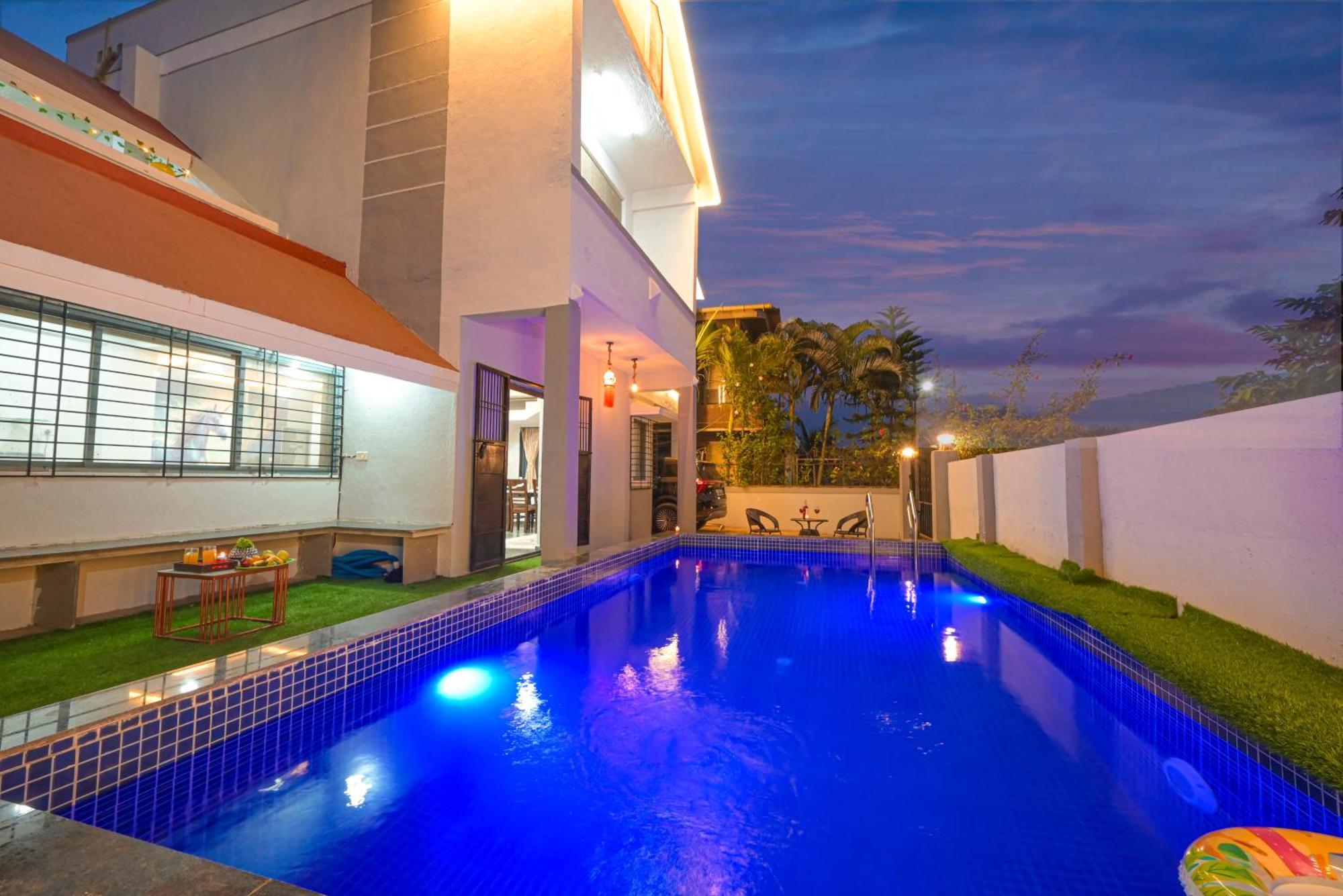 לונבלה Ll Empyrean Stay II Luxury Ll Celestial Unicorn Villa Ll 3Bhk Ll Ac Ll Private Big Pool Ll מראה חיצוני תמונה