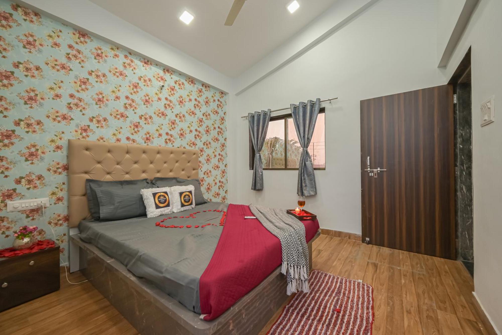 לונבלה Ll Empyrean Stay II Luxury Ll Celestial Unicorn Villa Ll 3Bhk Ll Ac Ll Private Big Pool Ll מראה חיצוני תמונה