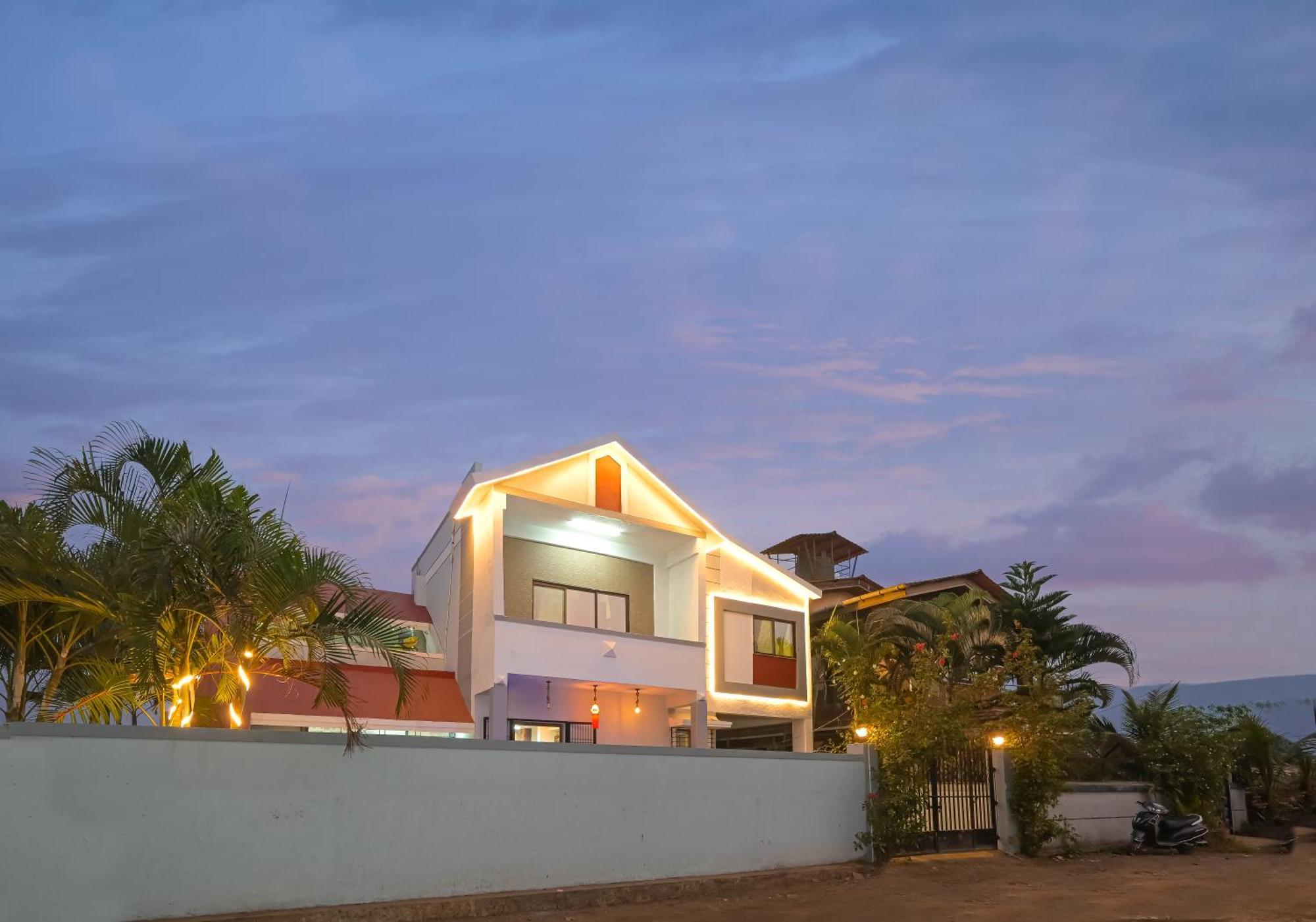 לונבלה Ll Empyrean Stay II Luxury Ll Celestial Unicorn Villa Ll 3Bhk Ll Ac Ll Private Big Pool Ll מראה חיצוני תמונה