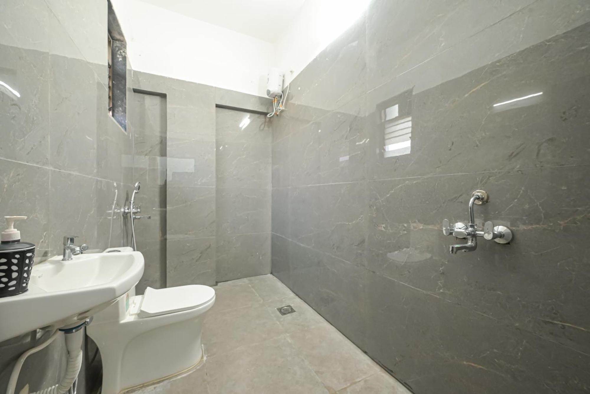 לונבלה Ll Empyrean Stay II Luxury Ll Celestial Unicorn Villa Ll 3Bhk Ll Ac Ll Private Big Pool Ll מראה חיצוני תמונה